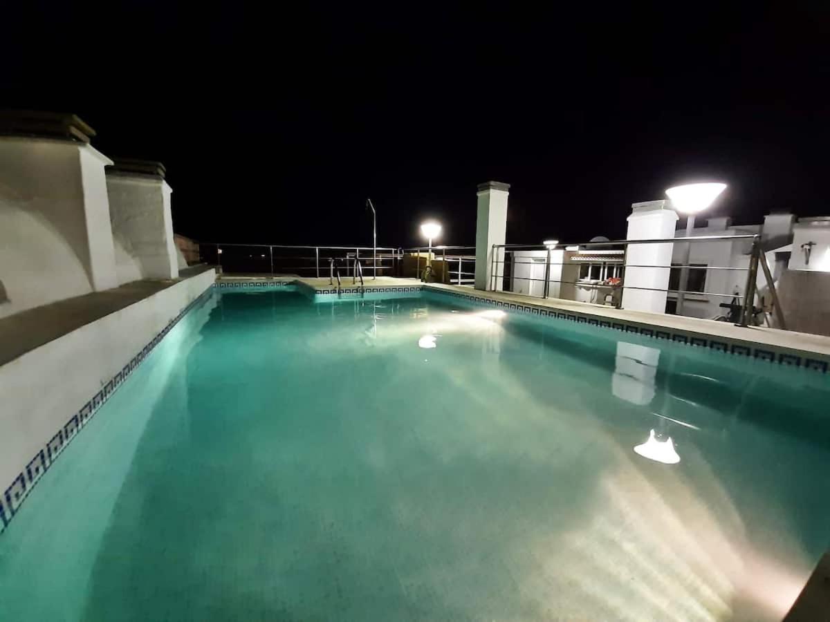 Appartement Penthouse With Private Pool, Hot Tub Jacuzzi With Sea Views And Chill-out Zone, Close To The Sea Marbella